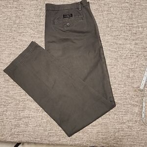 Banana Republic- Aiden Chino 35/34